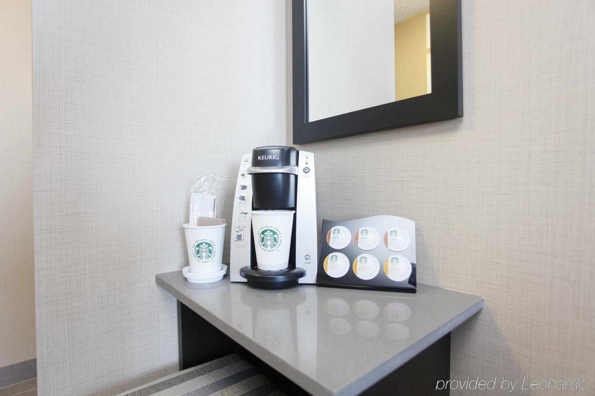 Holiday Inn Express Grande Prairie By Ihg Exteriör bild